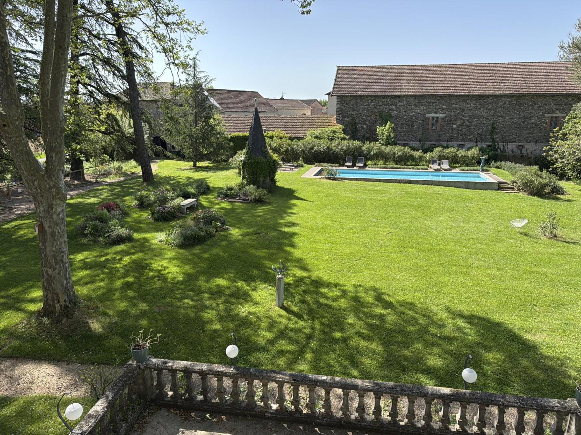 Oh, Le Chateau! Almayrac Luaran gambar