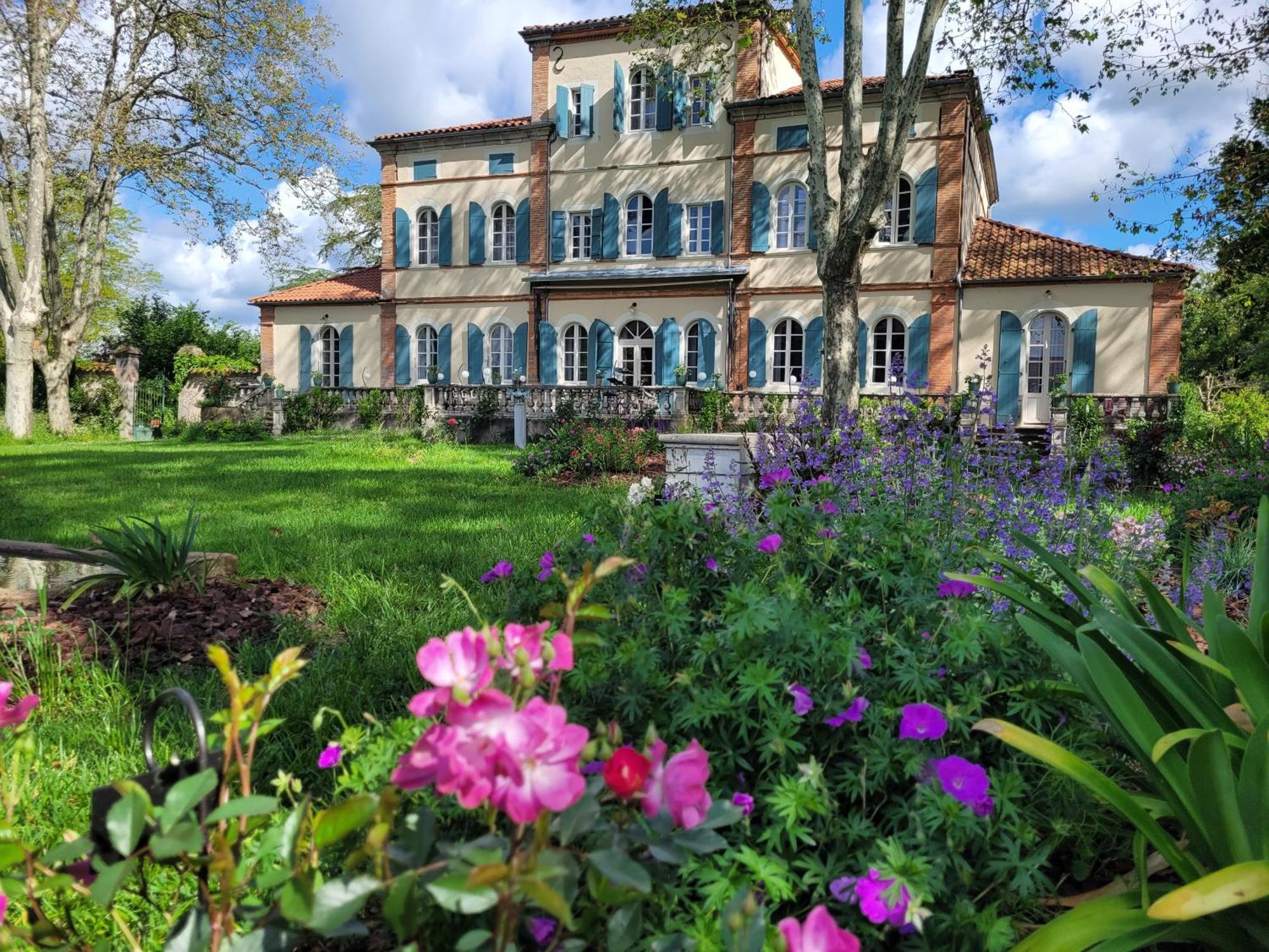 Oh, Le Chateau! Almayrac Luaran gambar